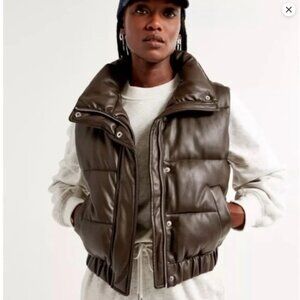 A&F Ultra Collection Vegan Leather Puffer Vest – Brown (XS)